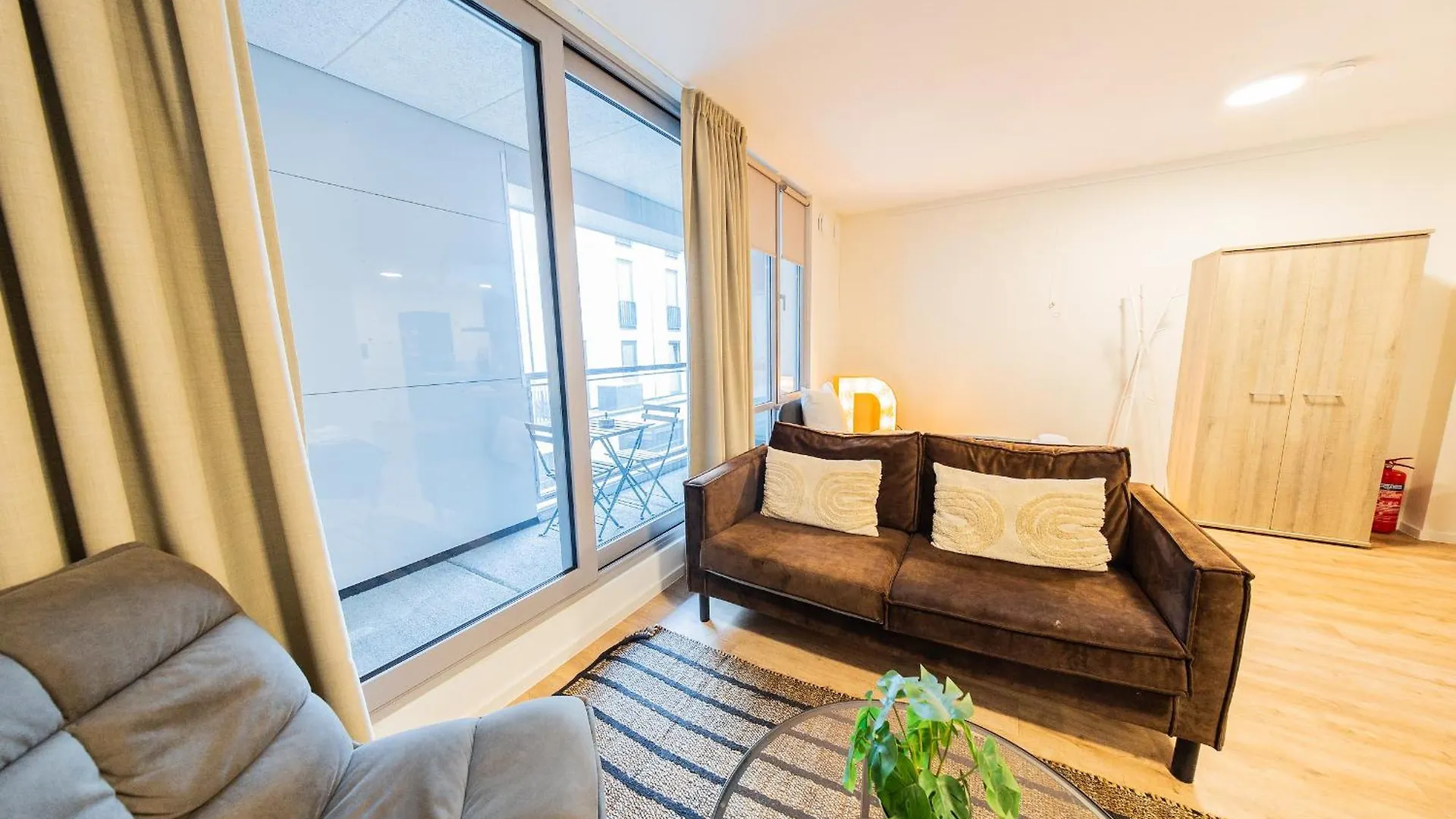 Prins Hendrikkade Rotterdam Aparthotel